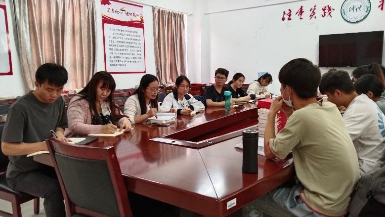 学习李希同志在williamhill英国调研讲话——化学化工学院学生党支部四月份主题学习教育活动